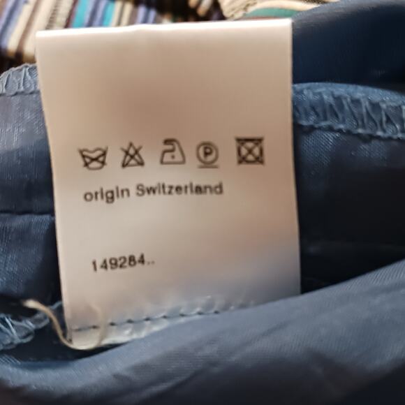 AKRIS PUNTO Colorful 100% Silk Skirt 10 Pleated Ruffle Striped‎ Event Career - Picture 14 of 16